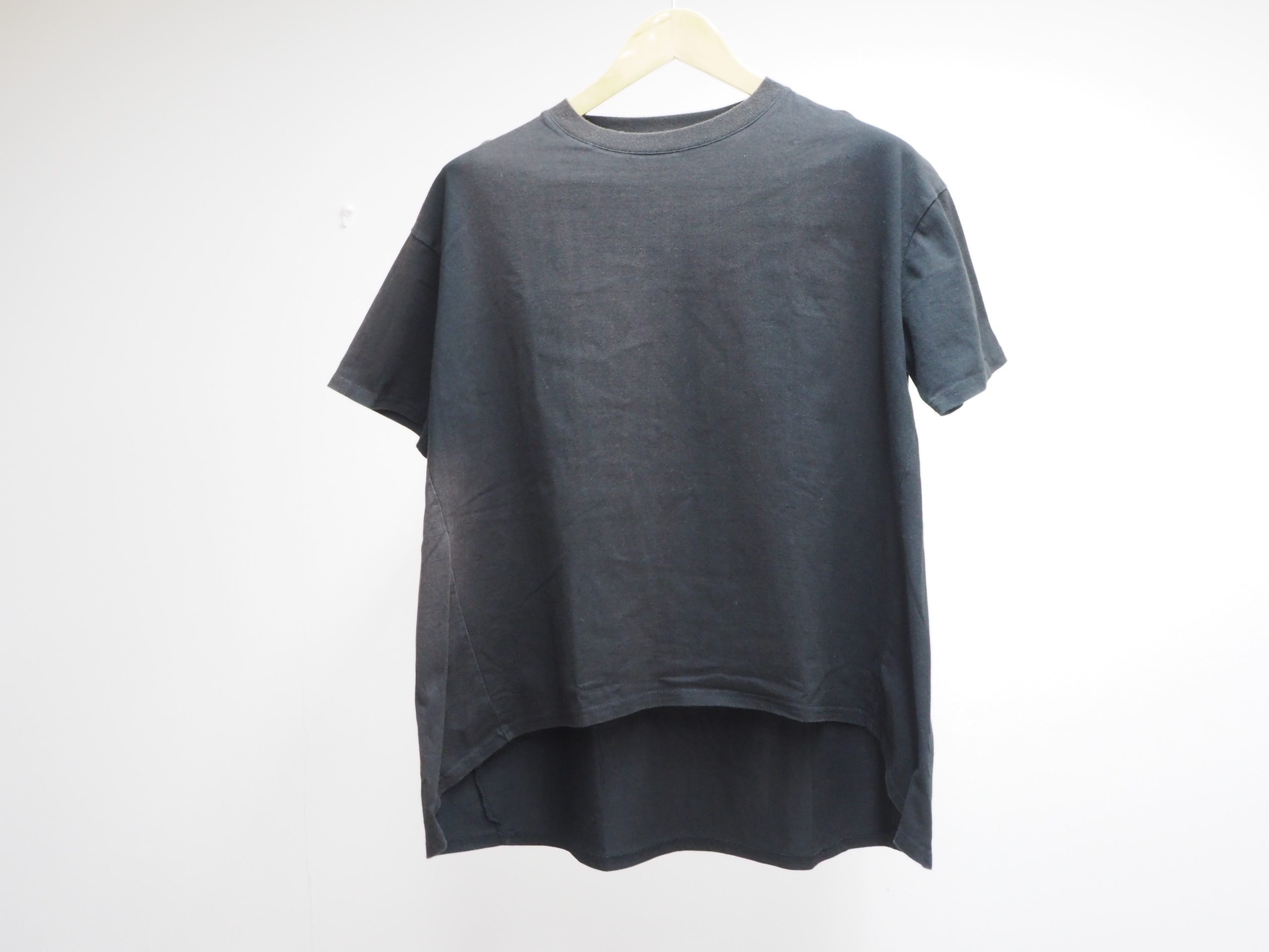 色褪せた服の染め直し　黒染め
