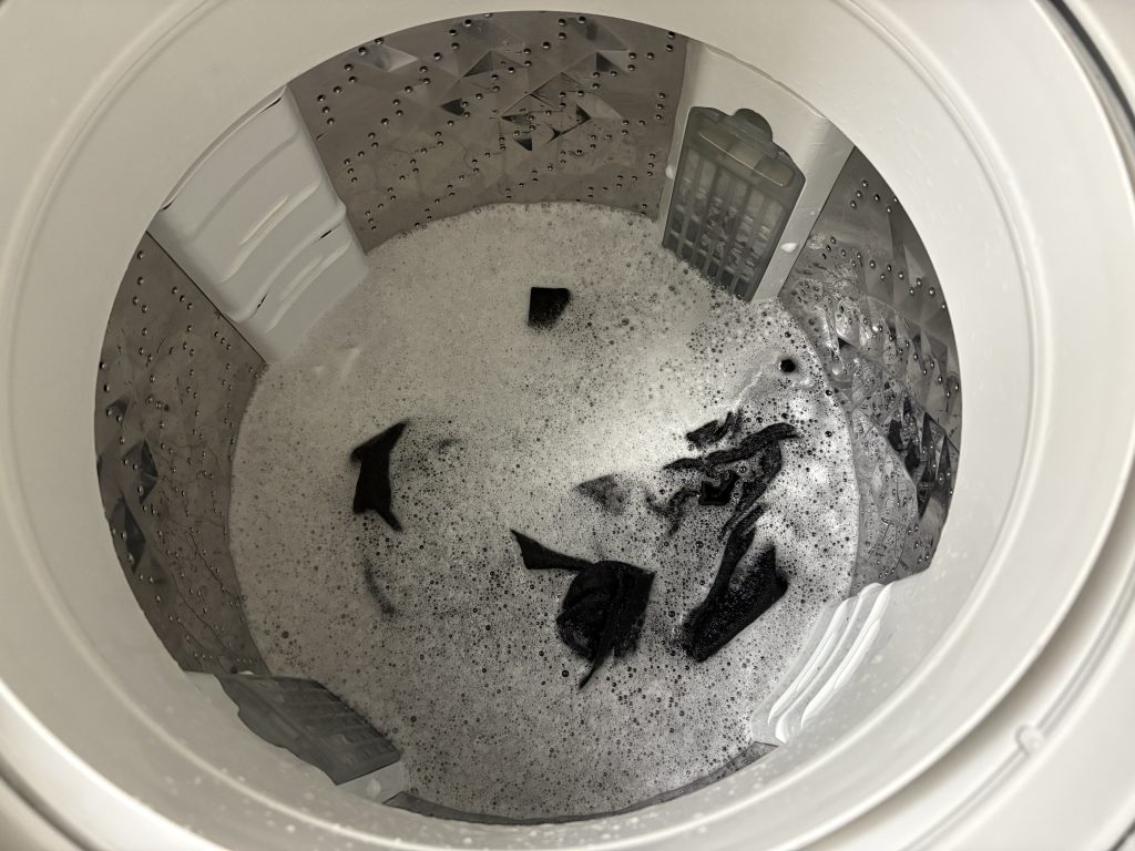 黒染めTシャツ洗濯実験